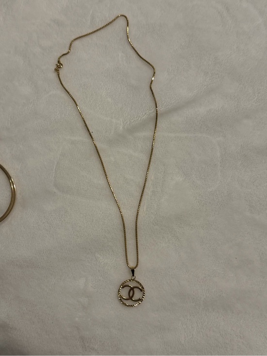 Jewelry - Gold Interlocking Circle Pendant Necklace.Solid 18K